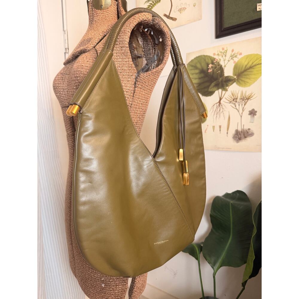Donna Karan Baldwin Hobo Shoulder Bag Olive Green Leather Minimalist Old Money